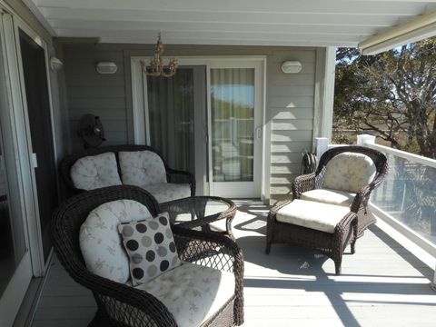 A home in Edisto Island