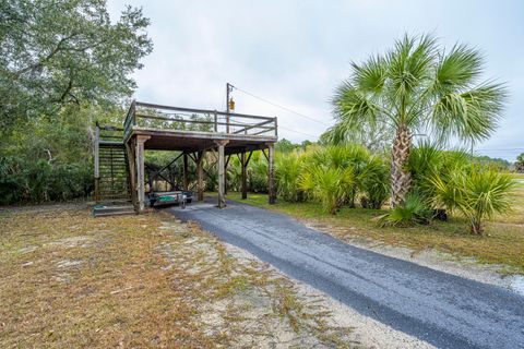 A home in Edisto Island