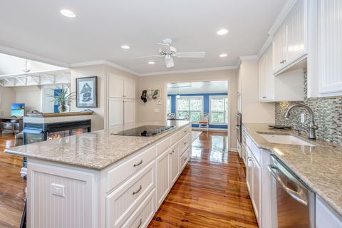 A home in Edisto Island