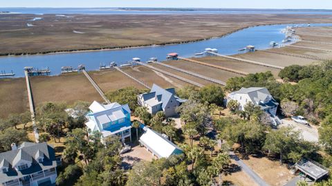 A home in Edisto Island