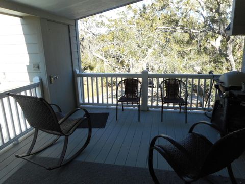 A home in Edisto Island