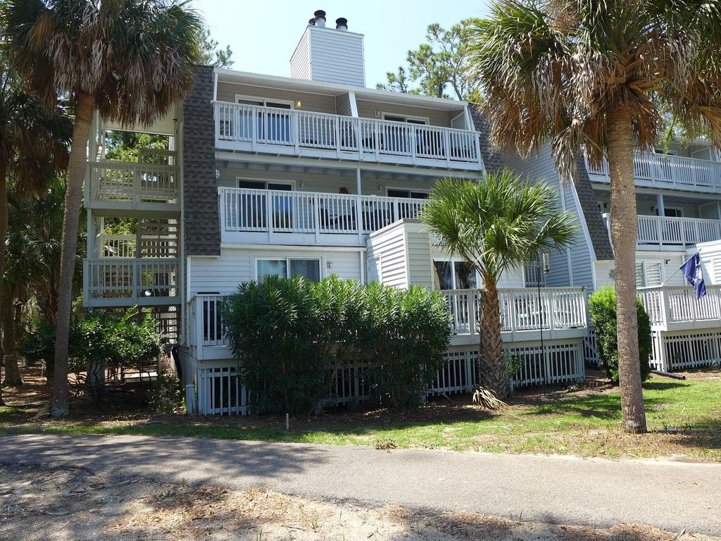 Photo of 258 Driftwood Lane, Edisto Island, SC 29438 (MLS # 26004617)