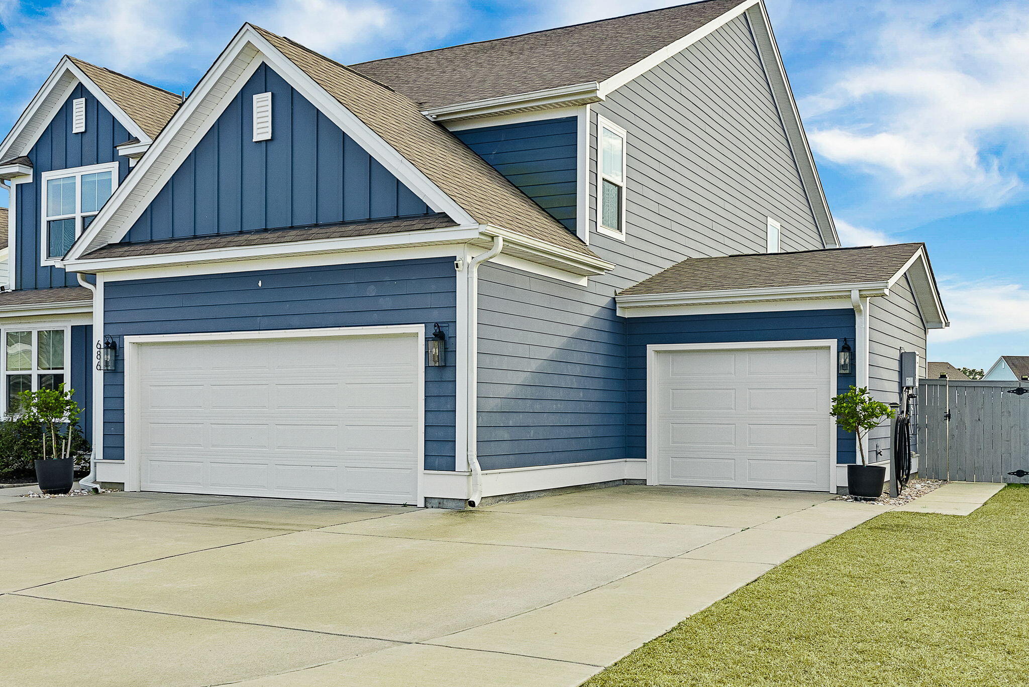 686 Yellow Leaf Lane