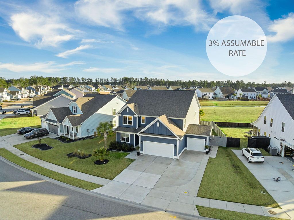 Photo of 686 Yellow Leaf Lane, Summerville, SC 29486 (MLS # 26009221)