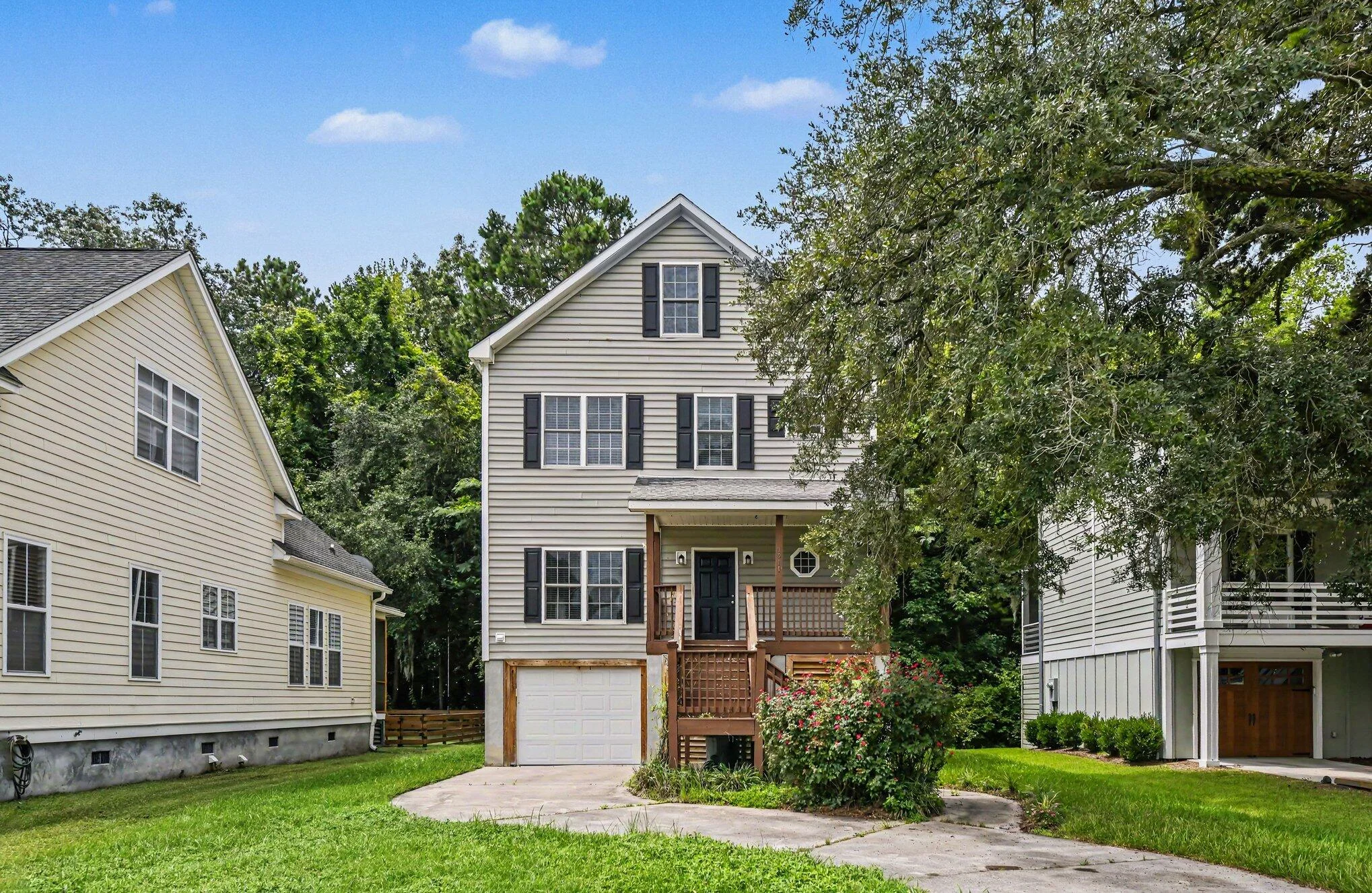 1911 Chestnut Oak Lane