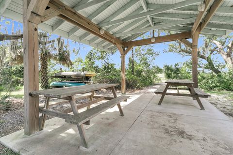 A home in North Charleston