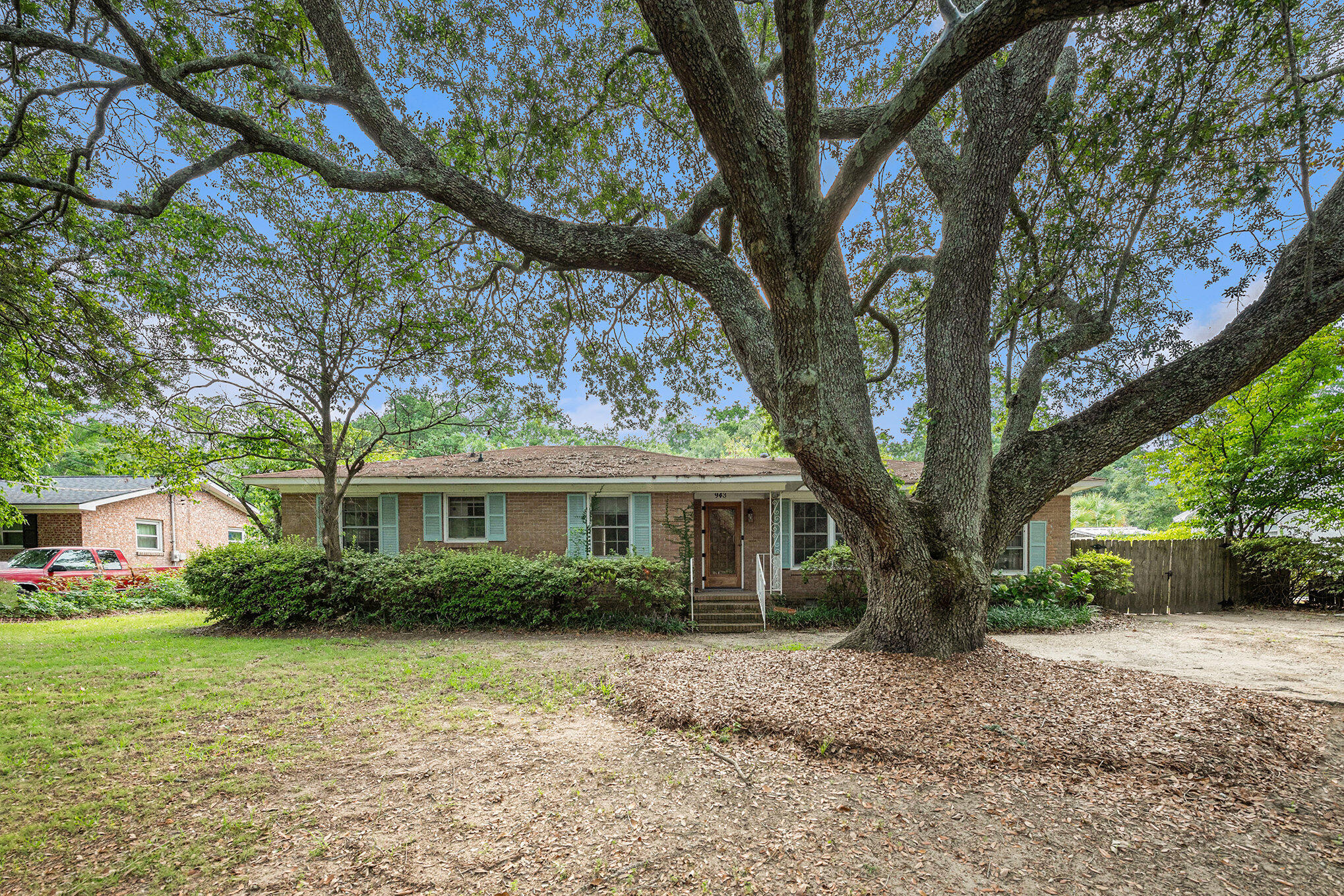 943 Mikell Drive