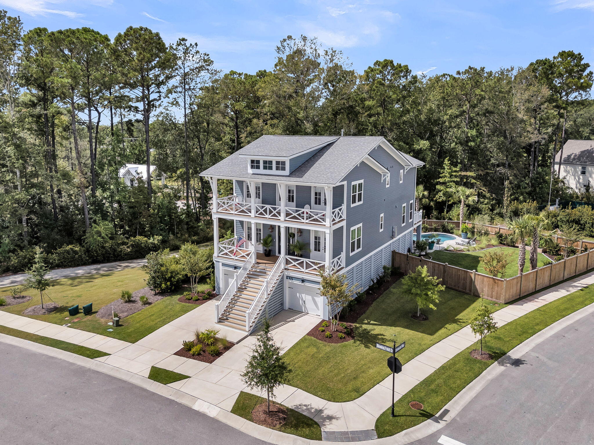 331 Blowing Fresh Drive