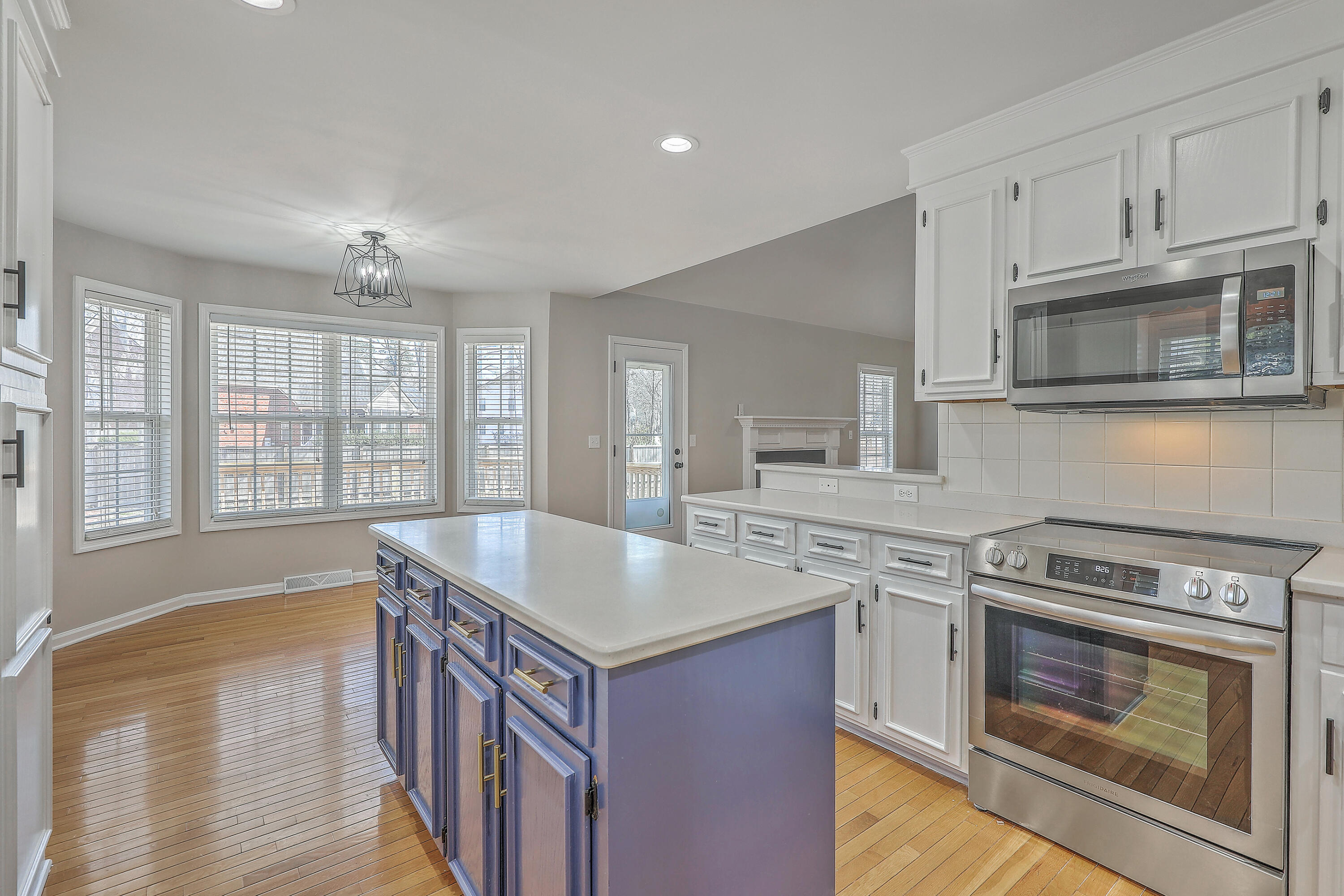 659 Hamlet Circle