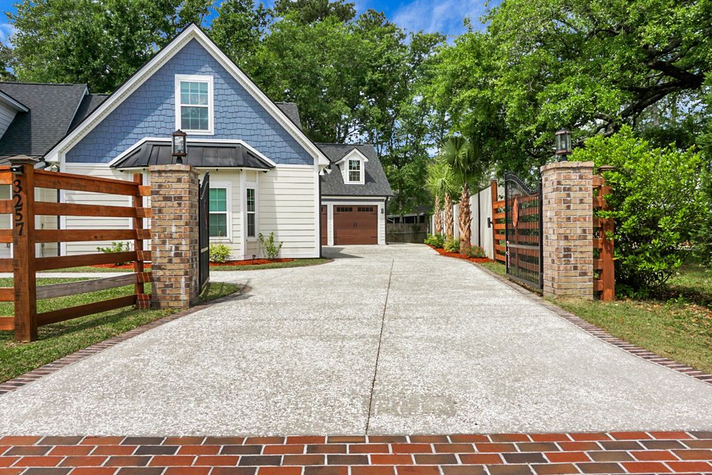 Photo of 3257 Pinewood Drive, Ladson, SC 29456 (MLS # 26011870)