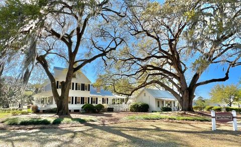 A home in Summerville