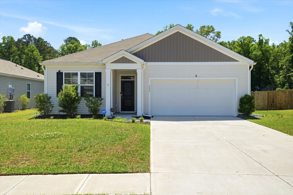 Photo of 155 Cloverleaf Street, Summerville, SC 29483 (MLS # 26011607)