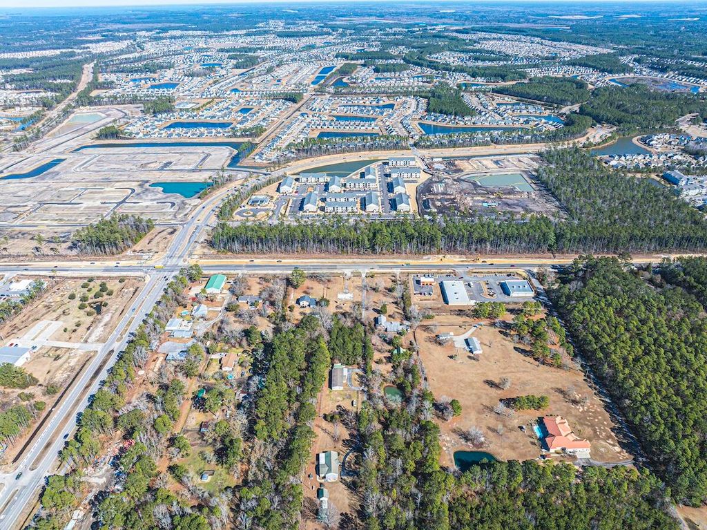 Photo of 820 Mockingbird Lane, Summerville, SC 29486 (MLS # 25010745)
