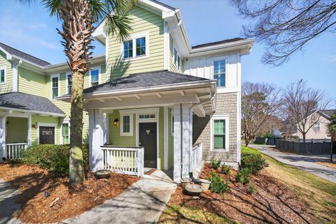 1225 Blakeway Street 906 Charleston SC 29492