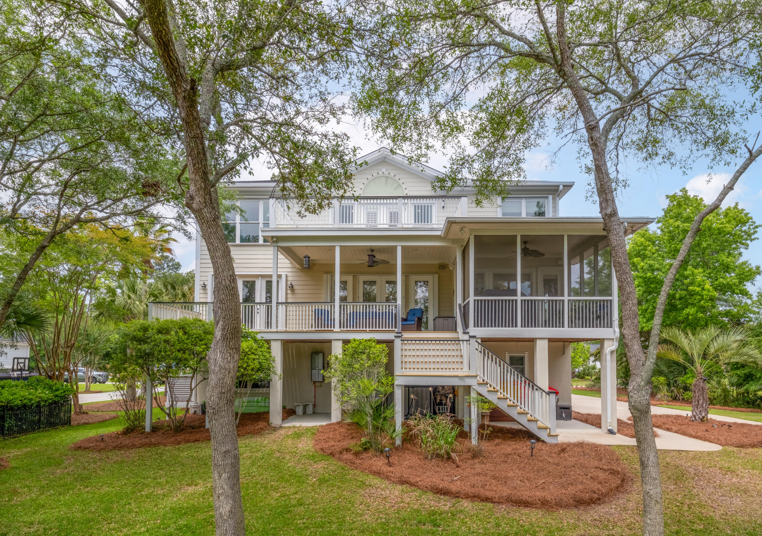 2324 Darts Cove Way