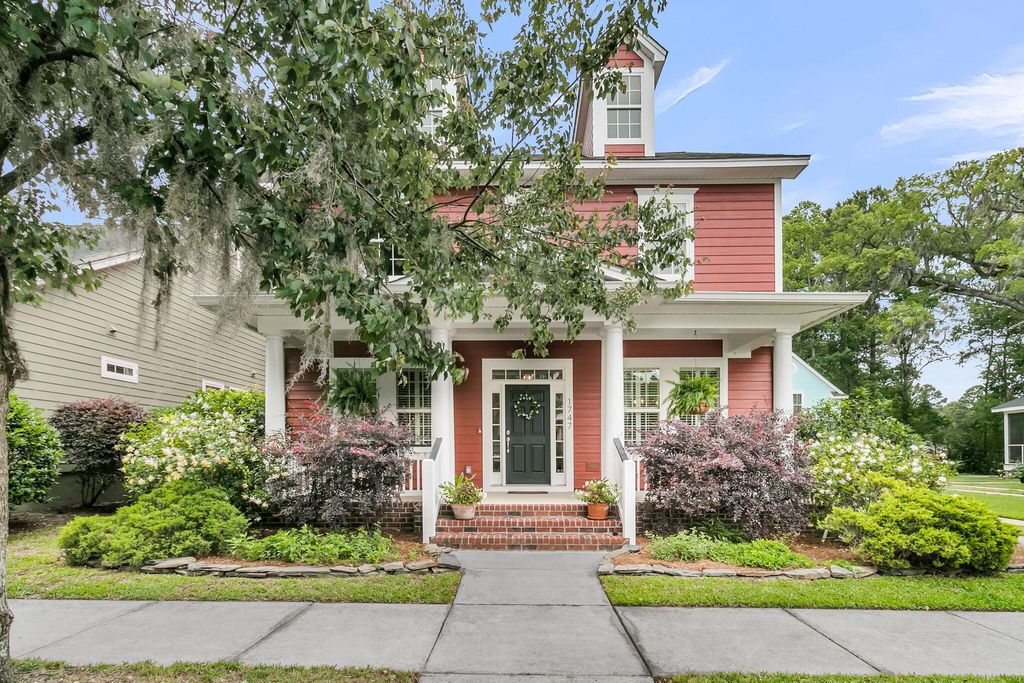 Photo of 1747 Manassas Drive, Charleston, SC 29414 (MLS # 26014134)