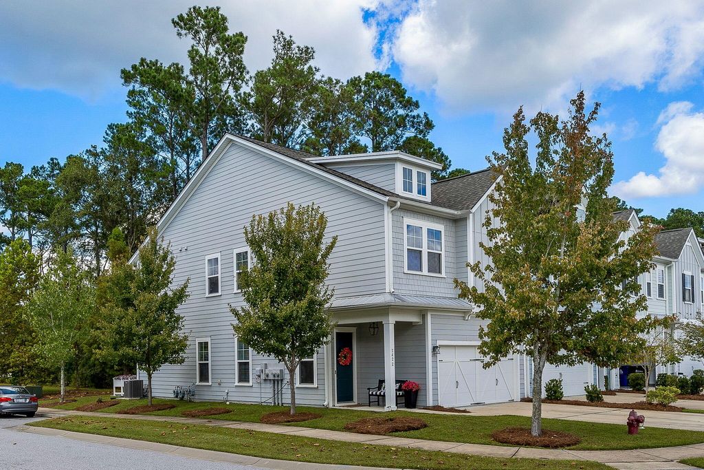 Photo of 2422 Brackish Drive, Mount Pleasant, SC 29466 (MLS # 25028049)