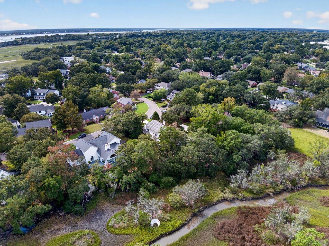 86 Indigo Point Drive