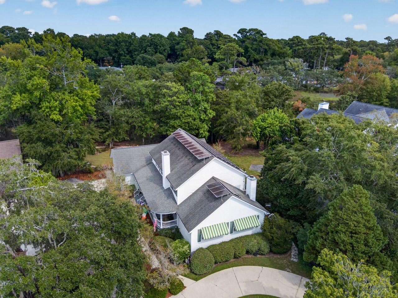 86 Indigo Point Drive