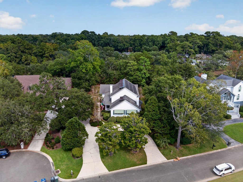 Photo of 86 Indigo Point Drive, Charleston, SC 29407 (MLS # 26026837)
