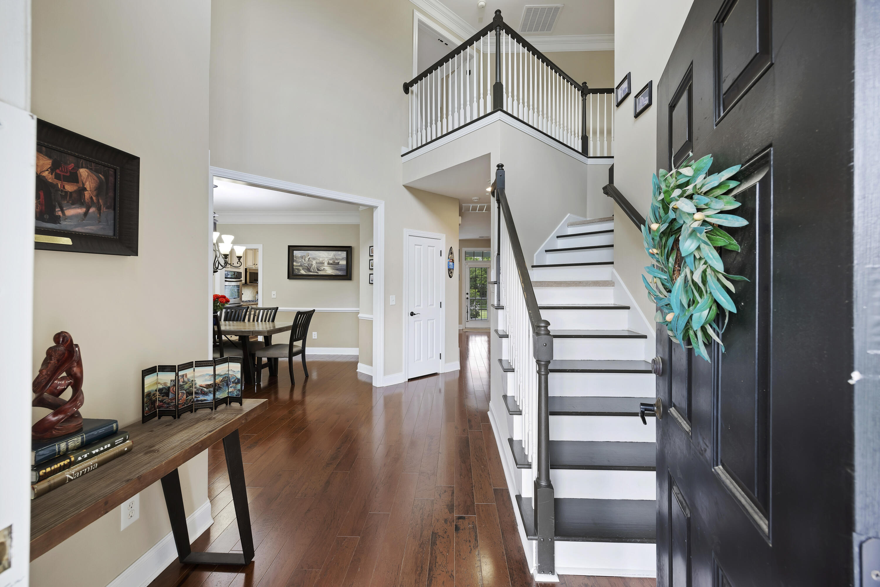 1011 Legacy Lane