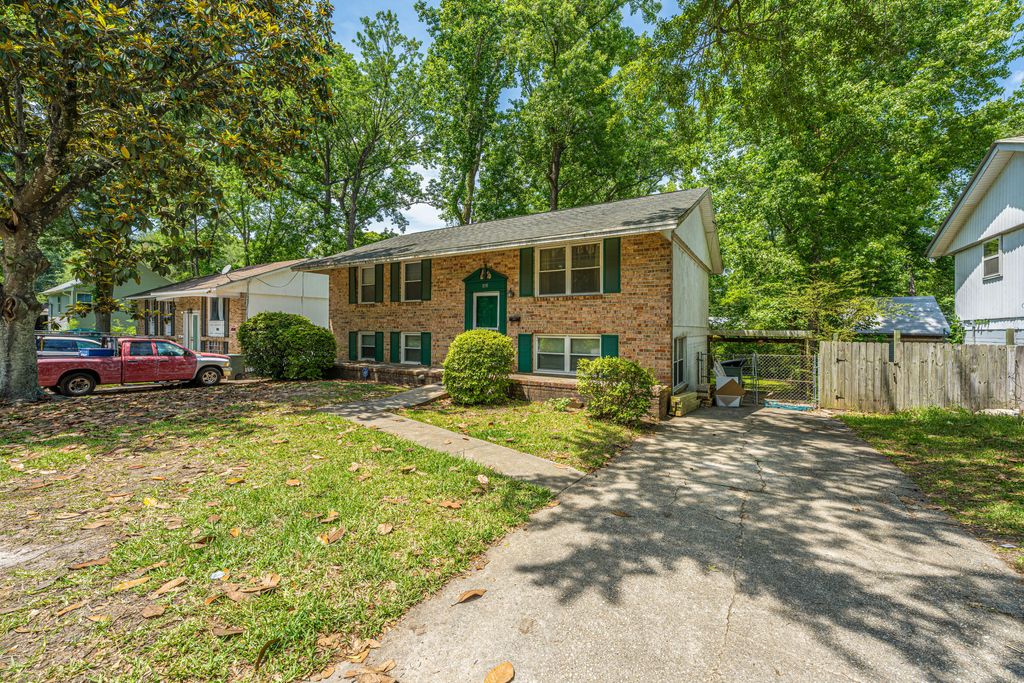Photo of 1150 Berkeley Street, Hanahan, SC 29410 (MLS # 26013163)