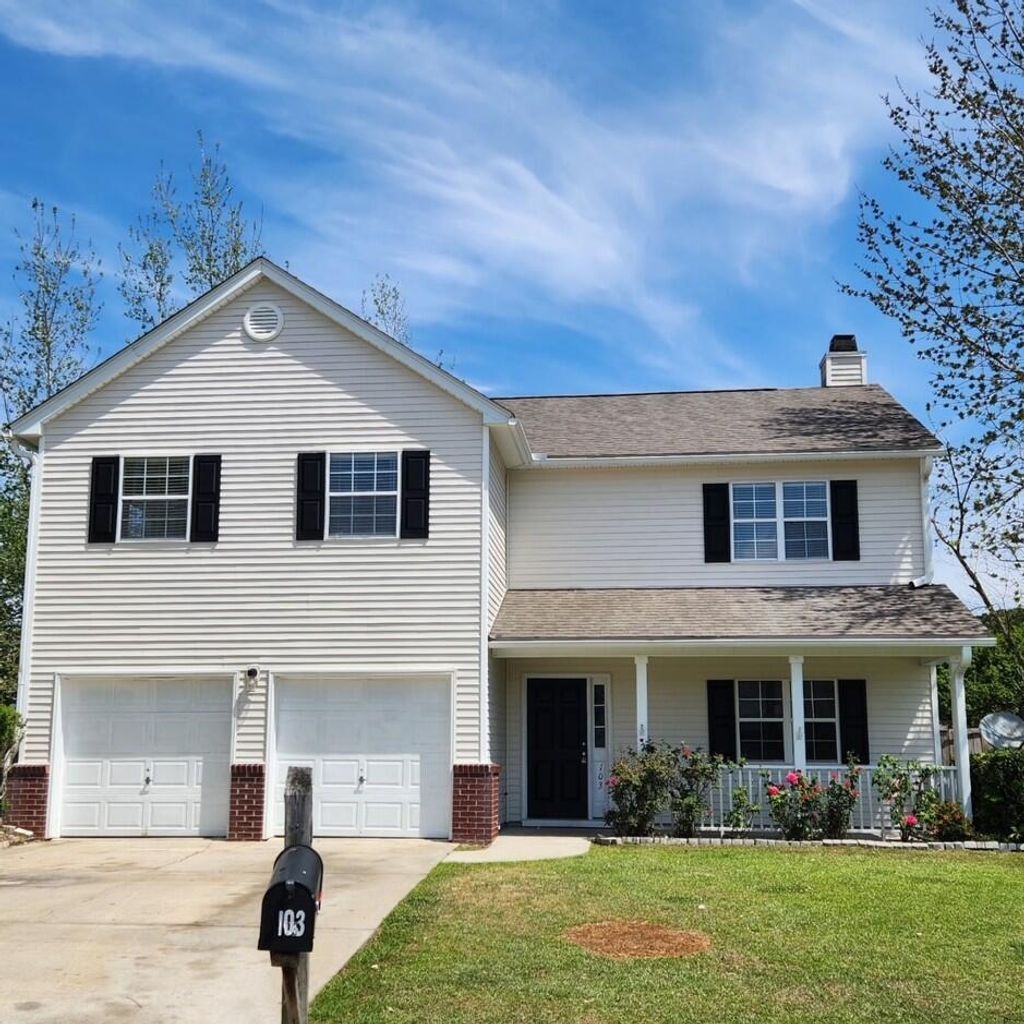 Photo of 103 Lakewood Drive, Summerville, SC 29485 (MLS # 26010140)