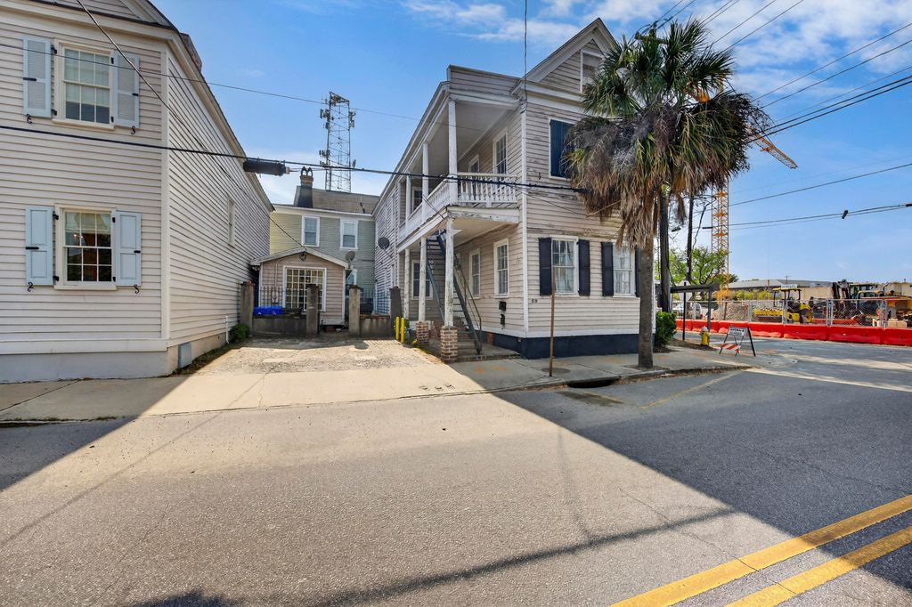 Photo of 69 Washington Street, Charleston, SC 29403 (MLS # 26008599)
