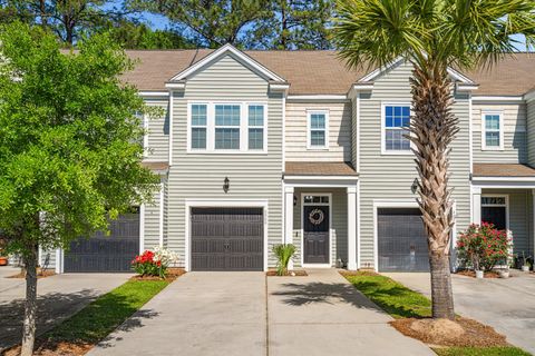 MLS: 25010624