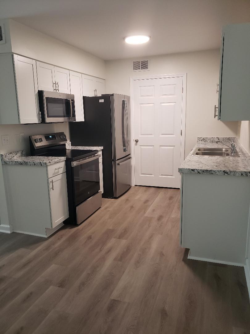 1402 Camp Road 12h