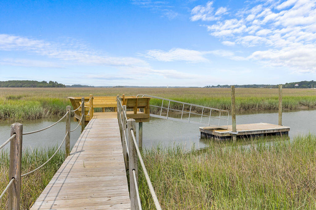 2123 Landfall Way