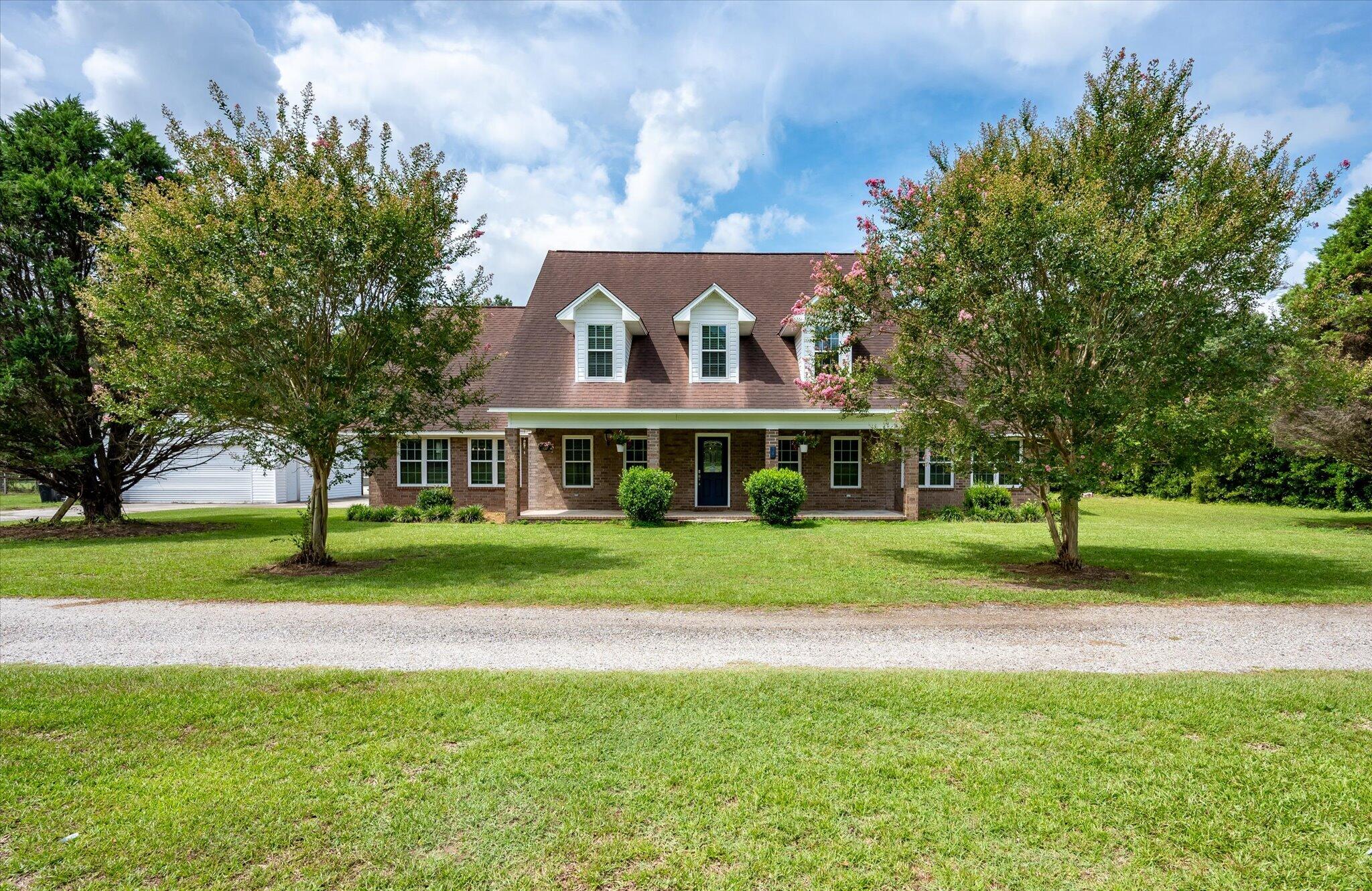 142 Cloverleaf Drive