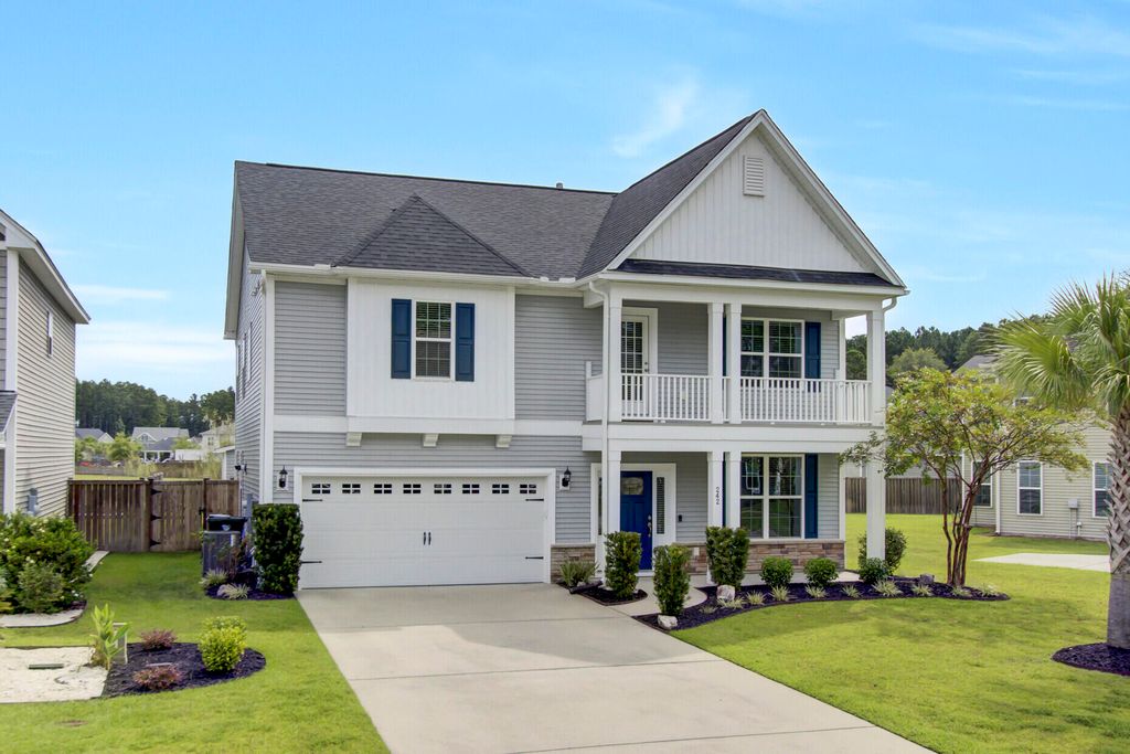 Photo of 242 Saxony Loop, Summerville, SC 29486 (MLS # 26010072)