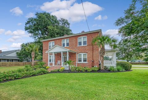 A home in Harleyville