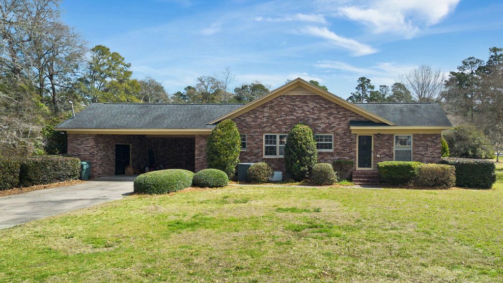 Photo of 506 Witherspoon Street, Kingstree, SC 29556 (MLS # 26006257)