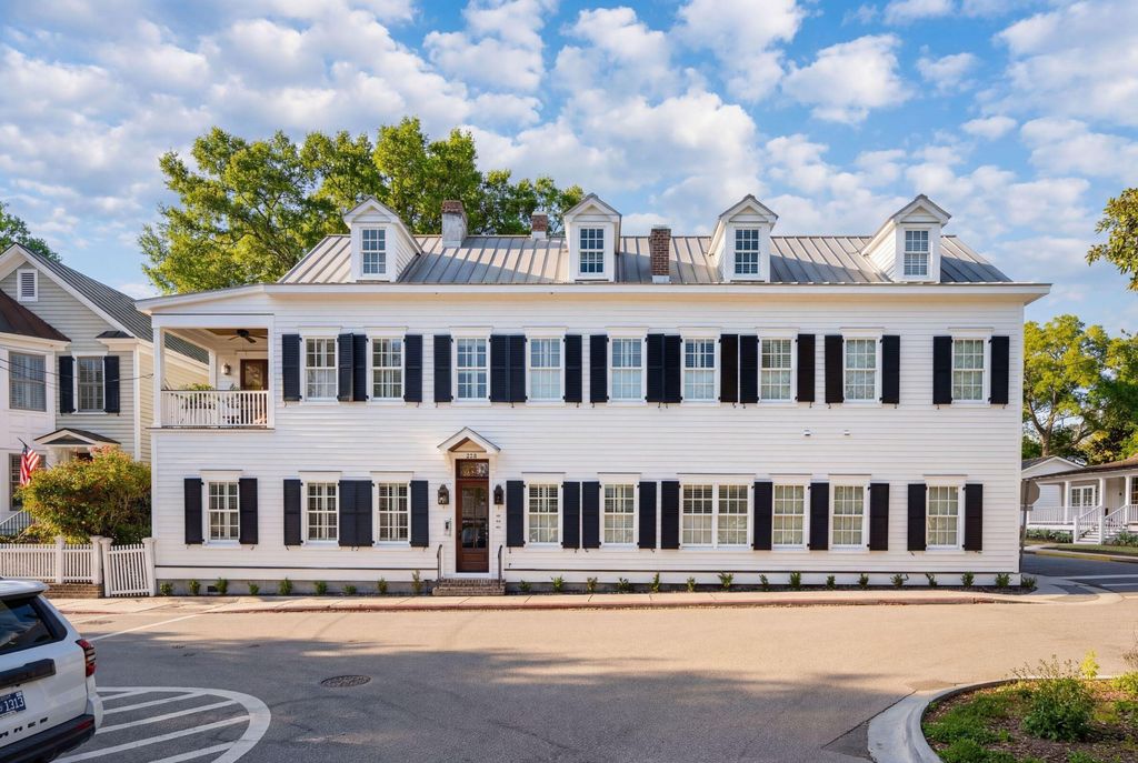 Photo of 218 Venning Street #Unit 3, Mount Pleasant, SC 29464 (MLS # 26008136)