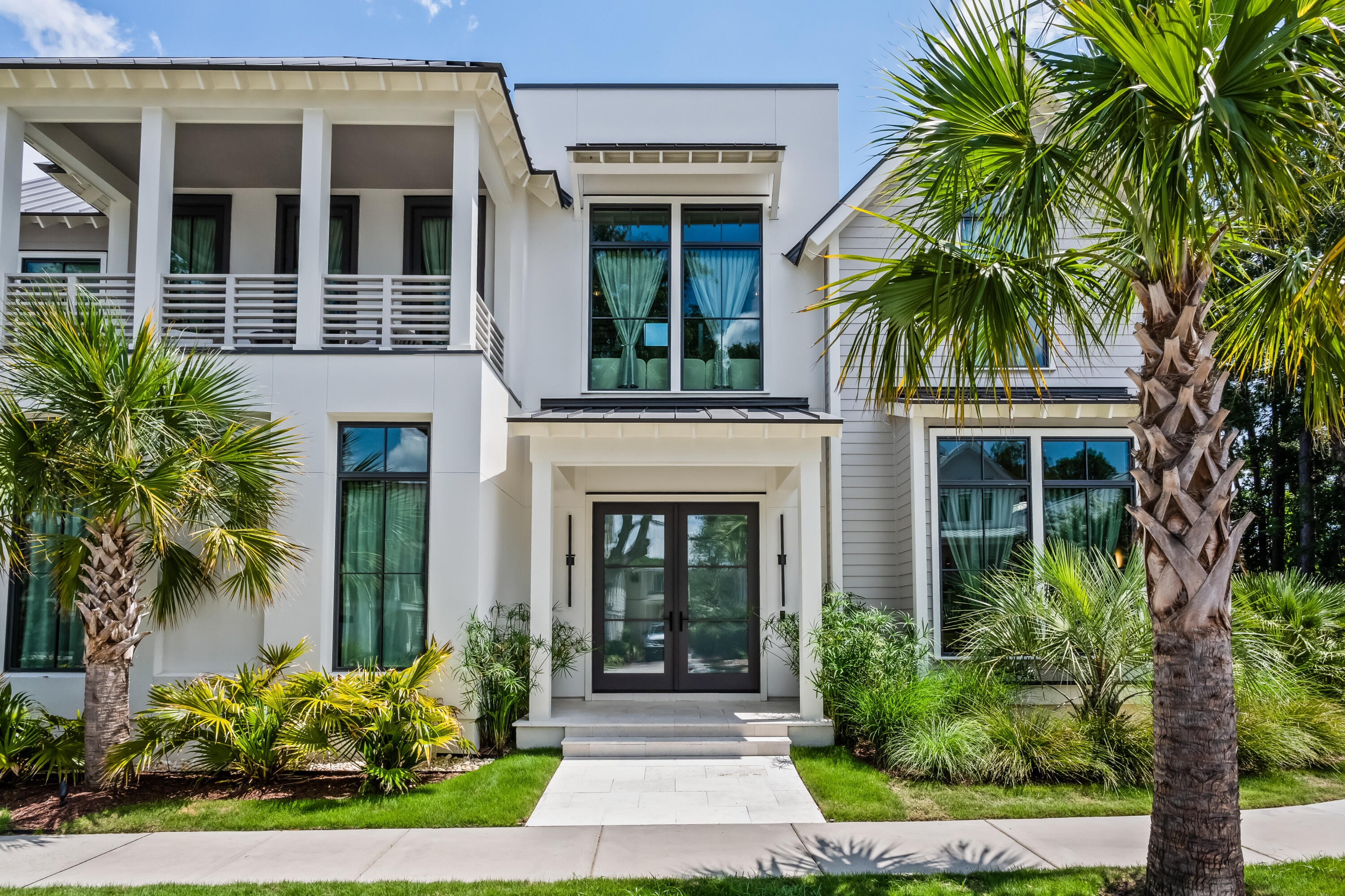700 Stucco Lane