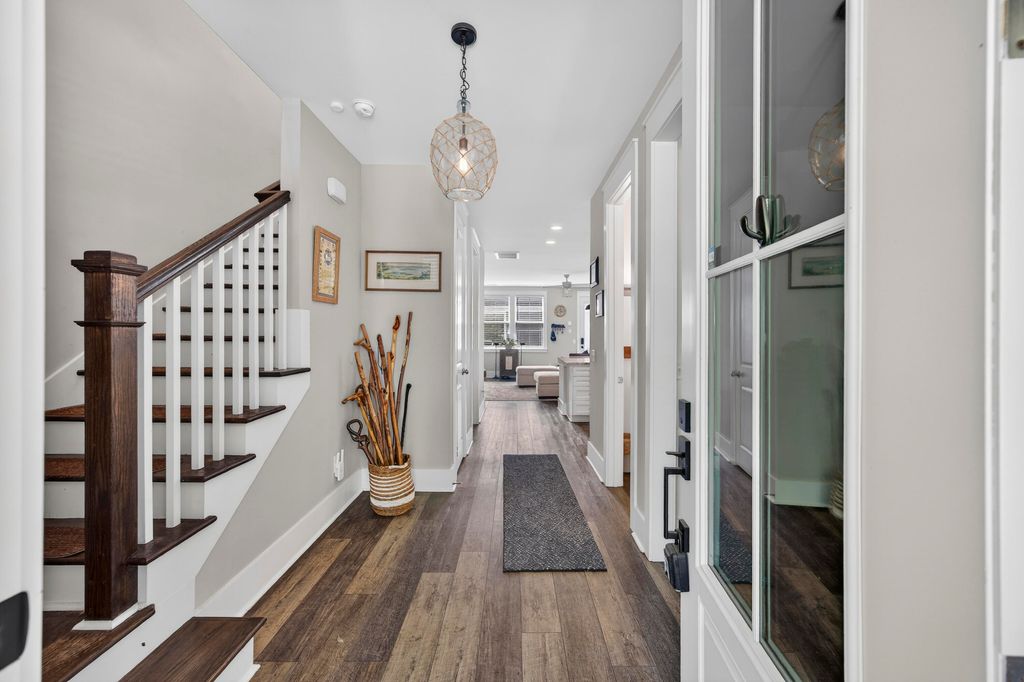 Photo of 165 Village Ponds Drive, Summerville, SC 29483 (MLS # 26010190)