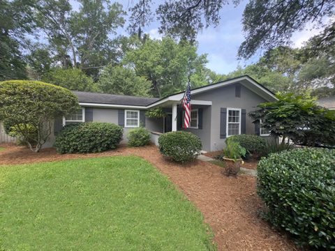 Photo of 963 Yorktown Drive, Charleston, SC 29412 (MLS # 25016322)