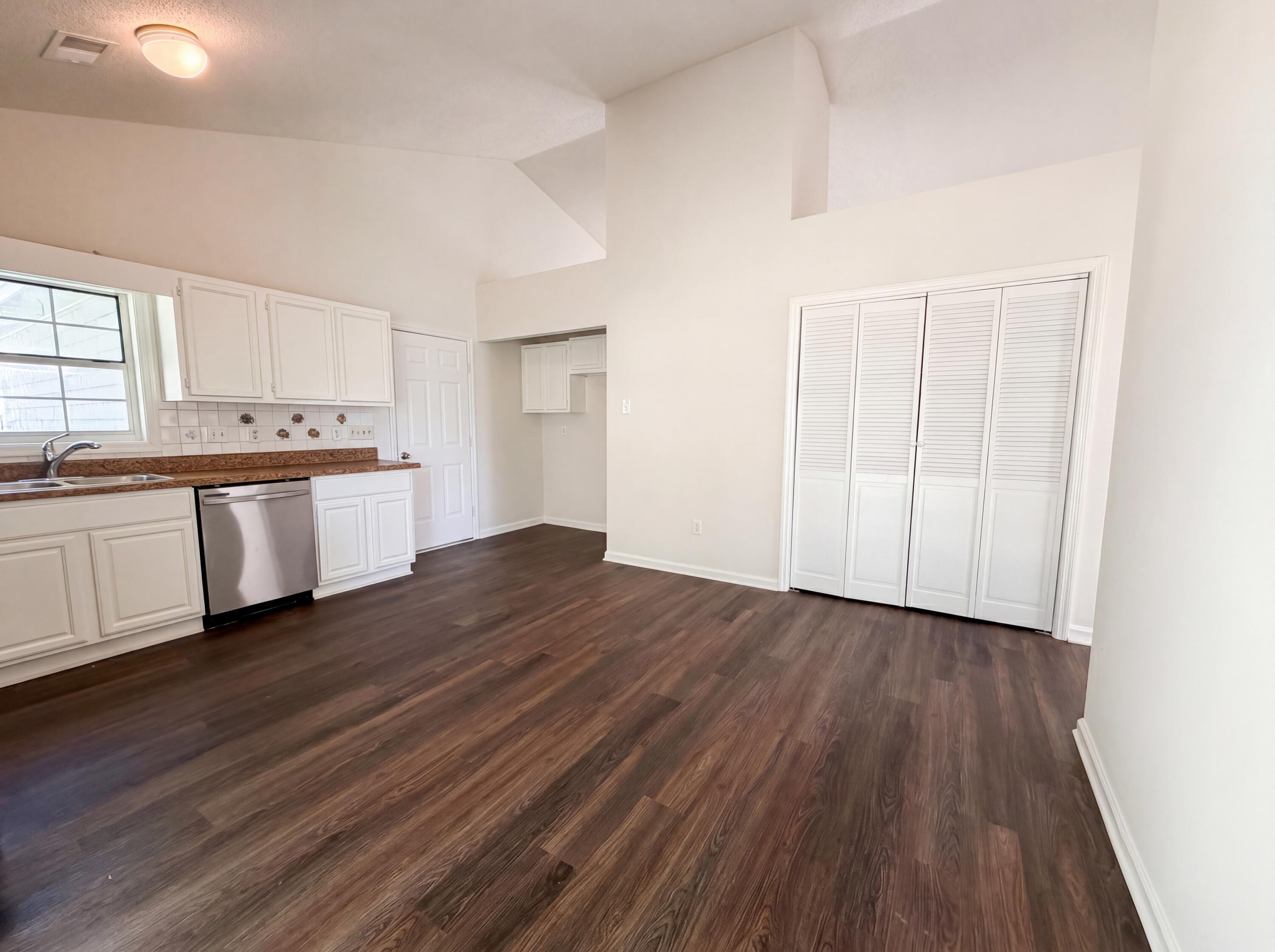 2028 Larson Lane