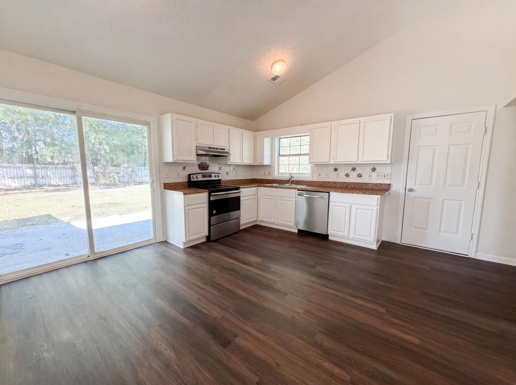 Photo of 2028 Larson Lane, Goose Creek, SC 29445 (MLS # 26016485)