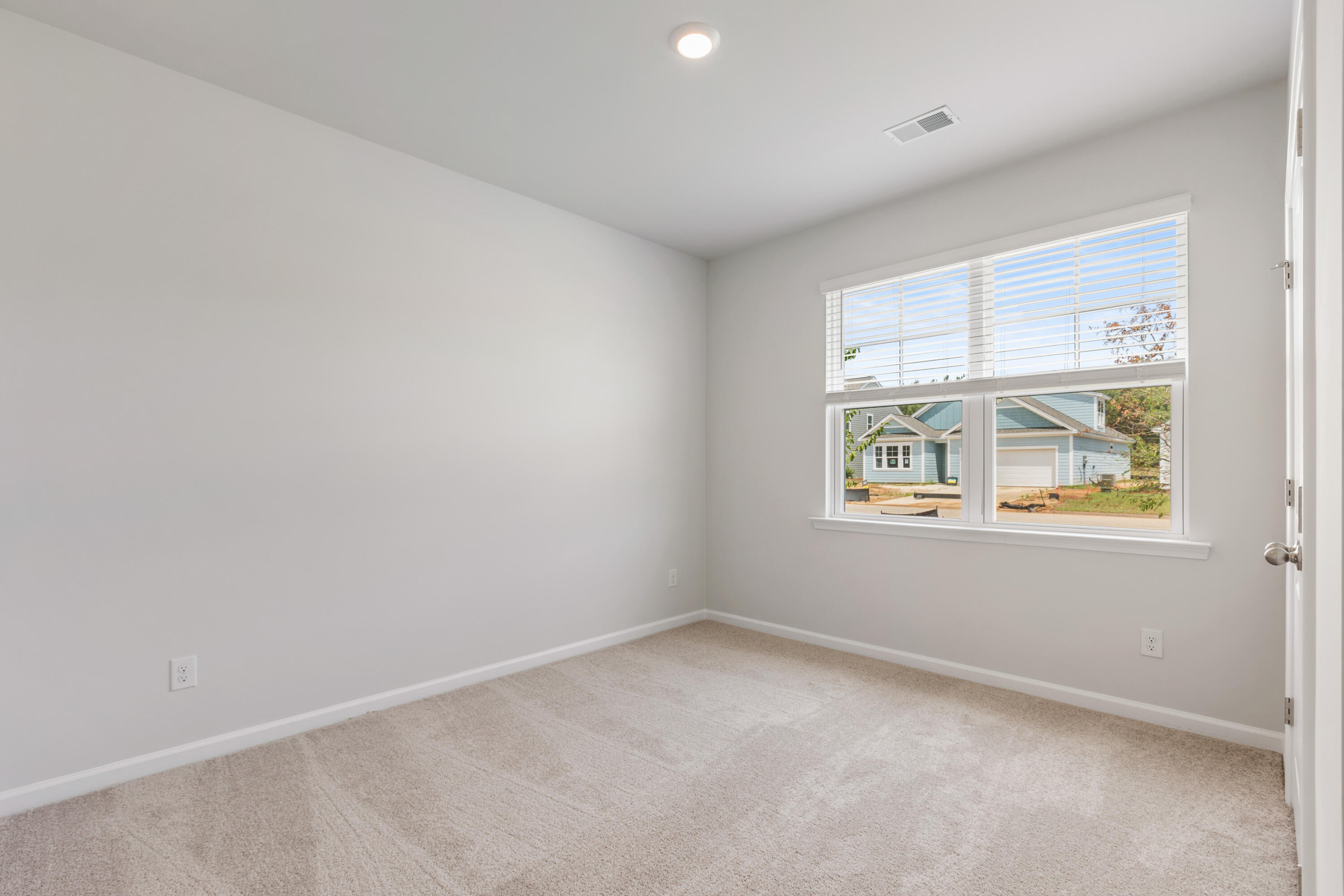 376 Willows Crescent Drive