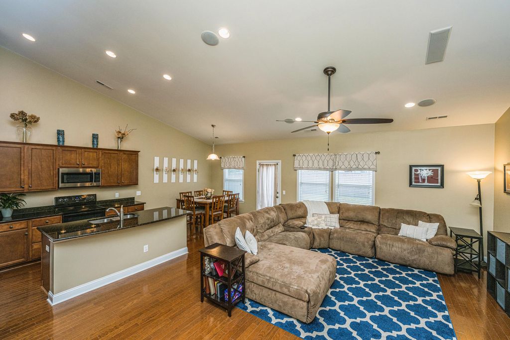 Photo of 1821 Ground Pine Drive, Charleston, SC 29414 (MLS # 26003596)