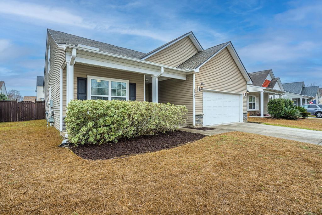 Photo of 1821 Ground Pine Drive, Charleston, SC 29414 (MLS # 26003596)