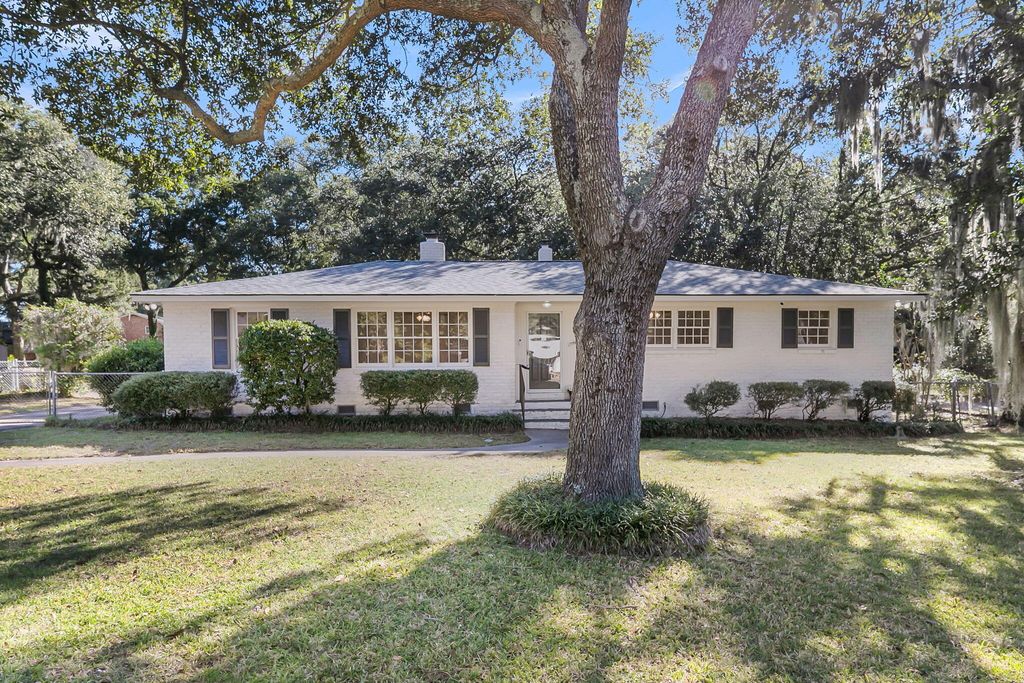Photo of 874 Evans Road, Charleston, SC 29412 (MLS # 25028669)