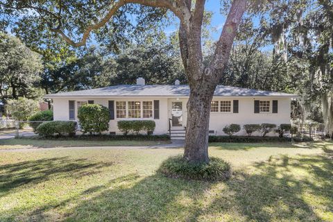 Photo of 874 Evans Road, Charleston, SC 29412 (MLS # 25028669) Photo of 874 Evans Road, Charleston, SC 29412 (MLS # 25028669)