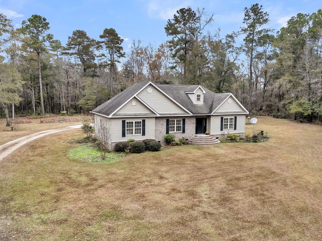 Photo of 334 Shoptaw Road, Holly Hill, SC 29059 (MLS # 25032145)