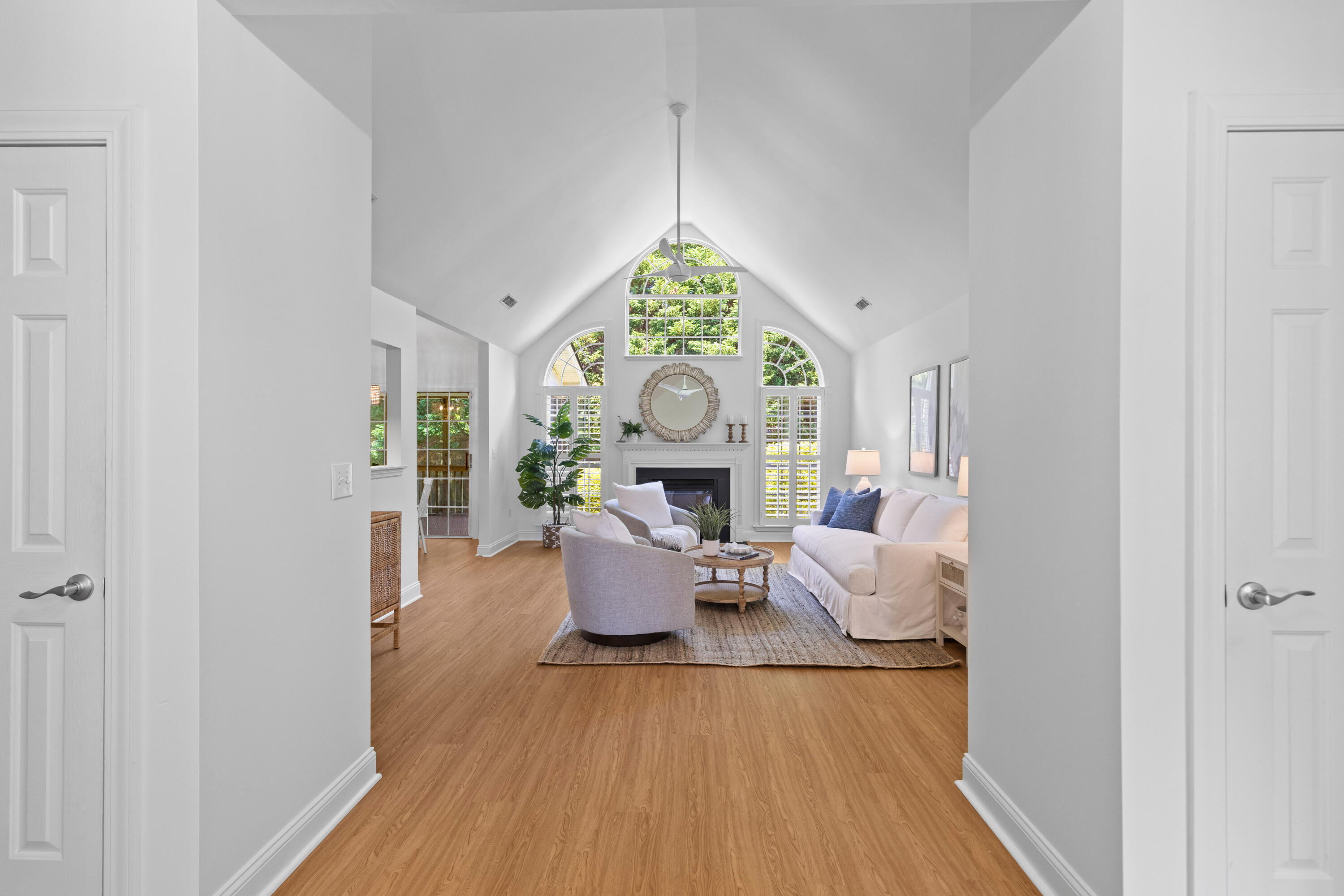 1441 Waterside Court