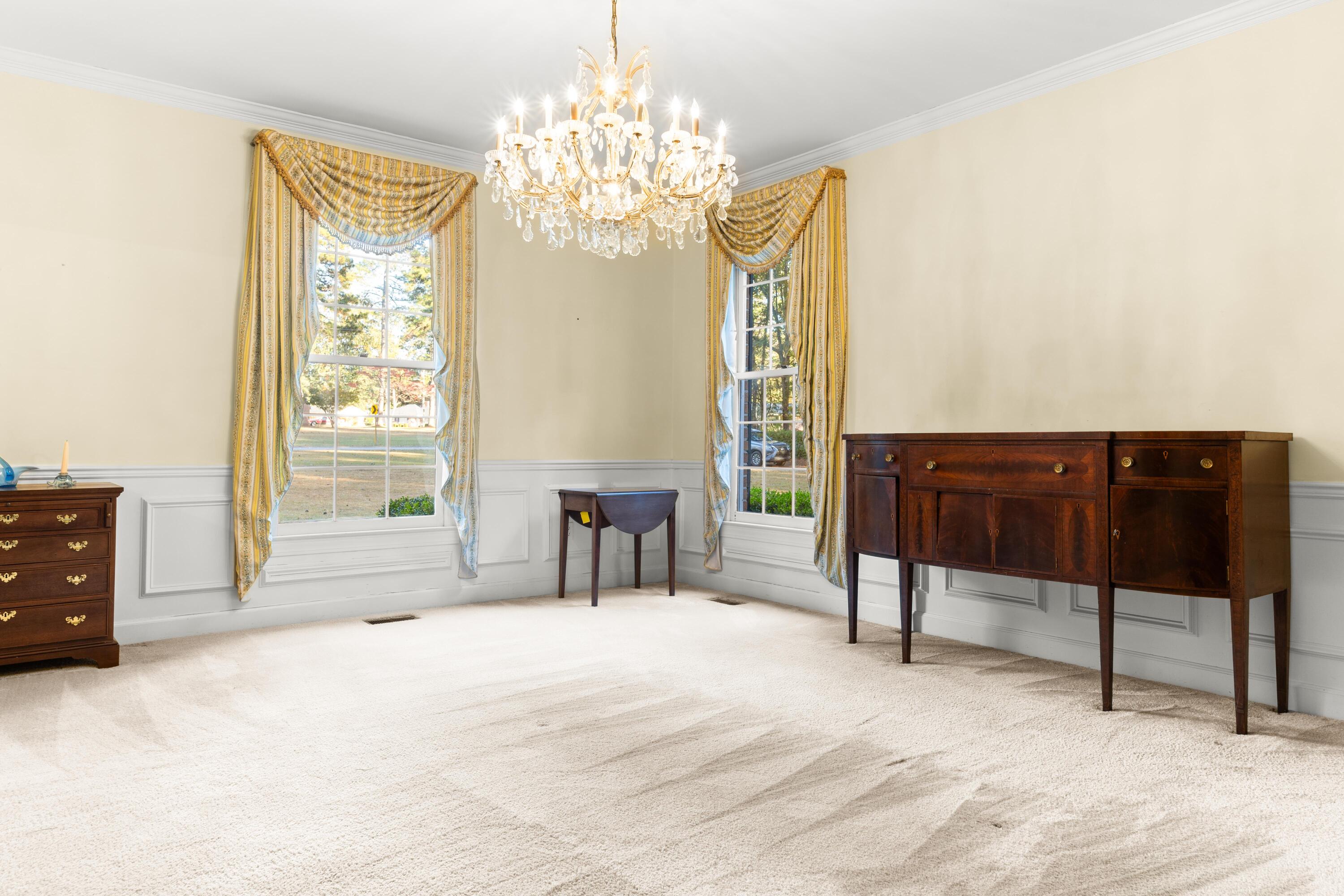 1555 Riverbank Drive