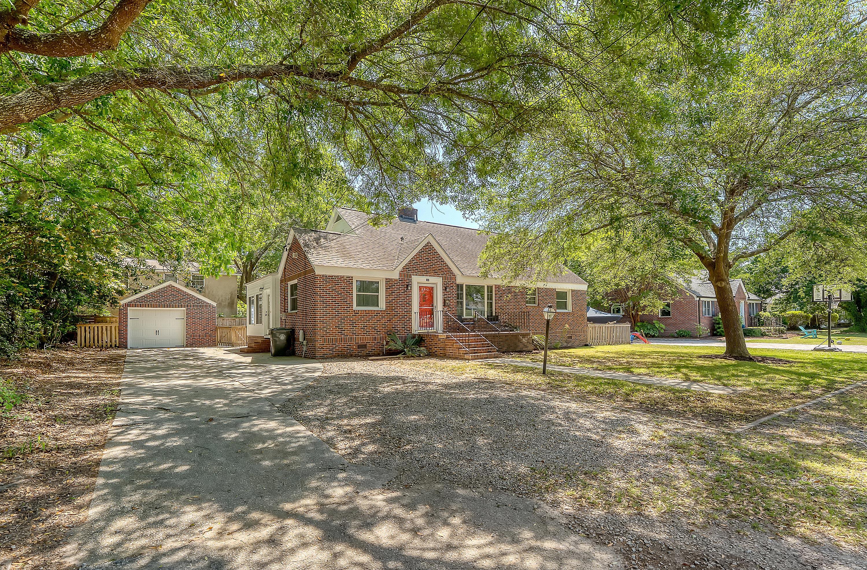 13 Charlestowne Road